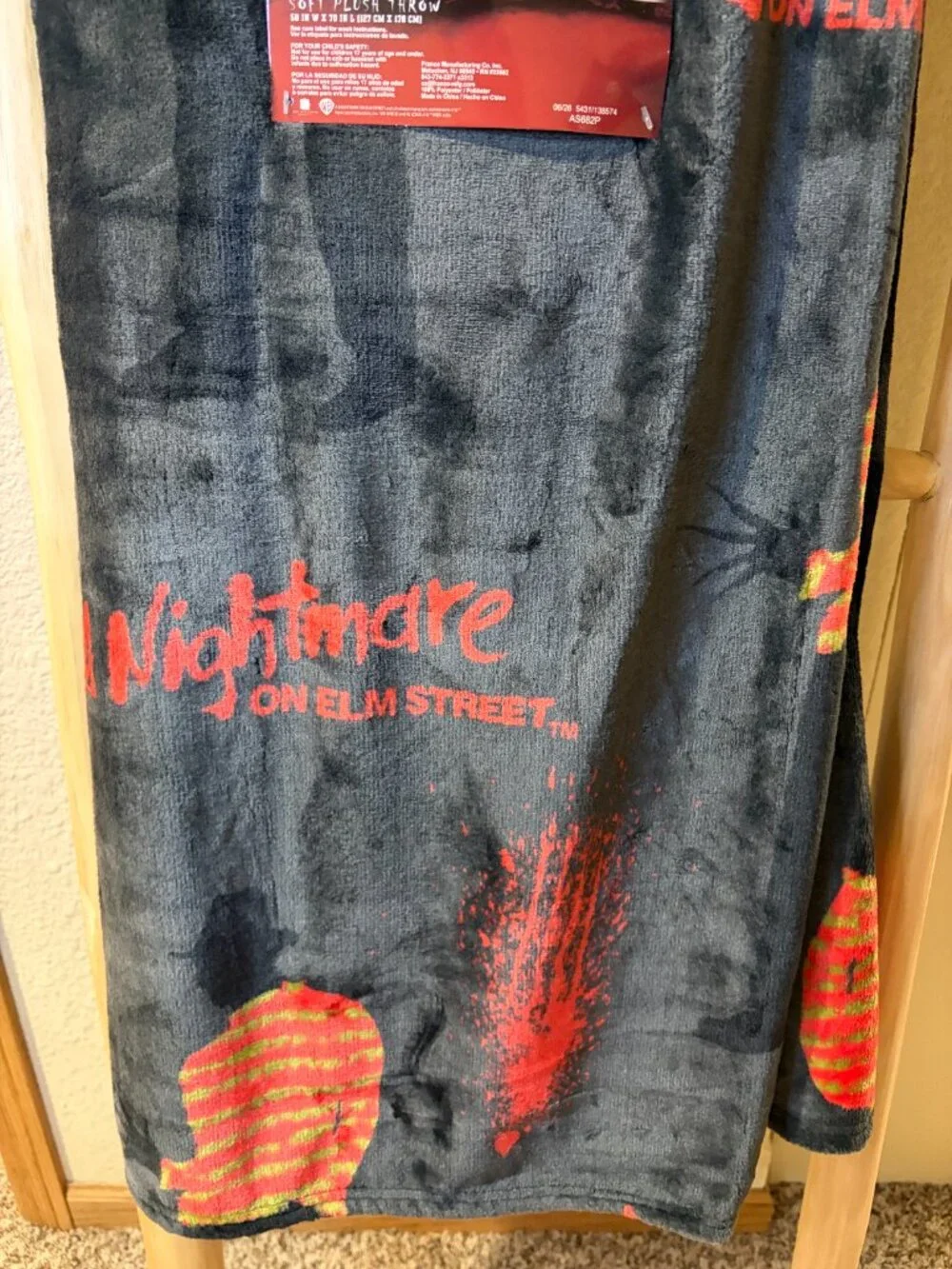 A Nightmare on Elm Street Freddy Krueger Plush Throw Blanket 50x70 NWT